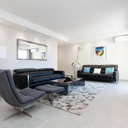 Apartment Marriott- Croisette: Superb 3 Bedrooms/ 3 Baths *